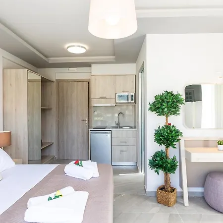 Aparthotel Akrogiali 