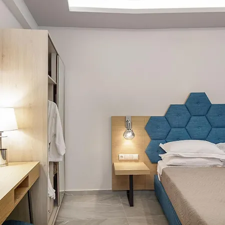 Aparthotel Akrogiali 
